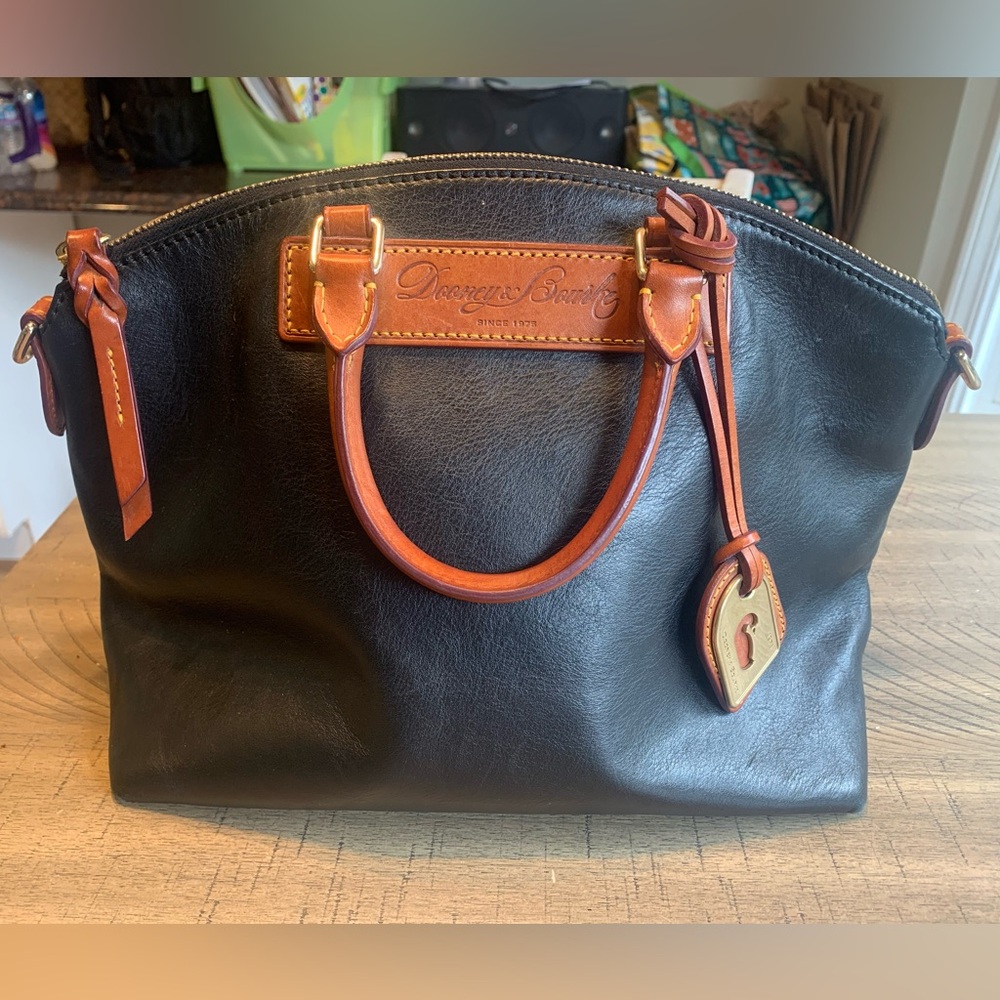 Dooney & Bourke Handbag